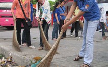 Một ngày làm "lao công"