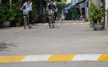 Gờ giảm tốc gây khó khăn cho người di đường