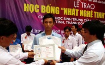 170 HS trung cấp nghề nhận học bổng Nhất nghệ tinh