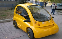 Ôtô điện dành cho người khuyết tật chân