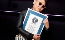 Psy nhận chứng chỉ Guinness