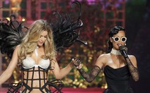 Rihanna, Justin Bieber, Bruno Mars làm nóng sàn diễn Victoria's Secret