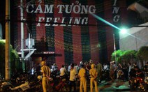 Hàng trăm cảnh sát đột kích quán bar lúc 0g
