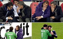 Mourinho bị phạt vì vụ tẩy thẻ