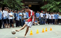 Khi sinh viên mê bóng đá futsal