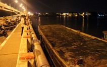 Nhậu xỉn "quắc cần câu" để xà lan đâm vào dầm cầu