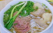 Phở là món ăn sáng phổ biến của người Việt