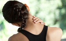 Blog bác sĩ: "Sử dụng" cổ quá mức, coi chừng viêm túi nhớt