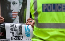 Thụy Điển tiếp tục phát lệnh bắt Julian Assange