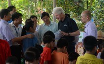 Ông Bill Clinton hứa sẽ trở lại VN vào năm 2015