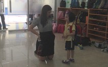 ​Khi thầy cô quỳ trước học trò...