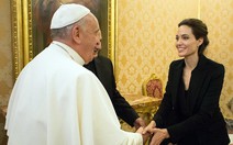 Angelina Jolie diện kiến Đức giáo hoàng