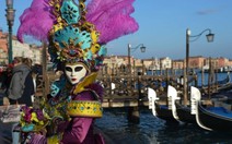 ​Rộn ràng lễ hội hóa trang “mặt nạ” Venice 2015