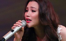 ​Hồ Quỳnh Hương “lì xì” khán giả live concert