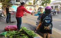 Củ quả giá bèo đầy đường, nông dân ngậm đắng nuốt cay