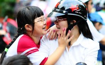 ​“Mẹ làm con xấu hổ”