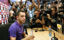 Xavi rời Barcelona sau 24 năm cống hiến