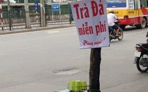 Điểm tin: Xôn xao chuyện tịch thu thùng trà đá miễn phí