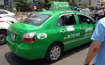 Taxi Mai Linh tông CSGT, dân ném gạch mới dừng xe