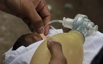 61 trẻ sơ sinh tử vong bất thường, dân Ấn Độ biểu tình