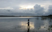 Hoang sơ hồ Đá Bàng