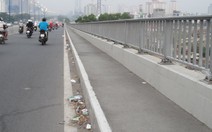 Cầu Sài Gòn đẹp mà rác nhiều ngó cũng kỳ