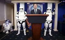 ​Tổng thống Obama: "Các bạn ạ, tôi phải đi xem Star wars đây"