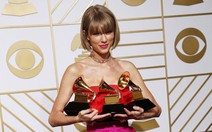 Điểm tin giải trí: Taylor Swift hạnh phúc với 3 giải Grammy