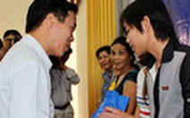 Ùn ứ đường vào khu công nghiệp
