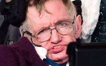 GS. Stephen Hawking kêu gọi Anh không rời EU