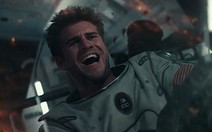 Liam Hemsworth chào khán giả VN