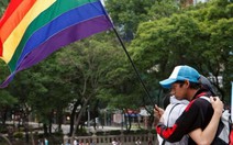 Mất chức vì bình luận vụ xả súng ở Mỹ