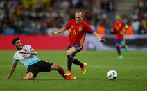 Iniesta lại chấp cánh cho tiki-taka bay cao