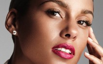 Alicia Keys "cấm" khán giả dùng điện thoại khi xem hòa nhạc