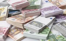 Ấn Độ bắt ba người giấu tiền euro trong ruột