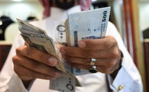 Trùm dầu mỏ Saudi giờ phải ngửa tay đi vay