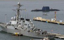 ​Tàu khu trục USS Decatur di chuyển gần Hoàng Sa