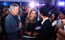 Catherine Deneuve xuất hiện trong buổi chiếu phim Đông Dương