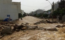 Nha Trang ngổn ngang trong thác lũ