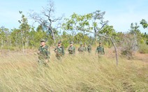 Vui xuân, lính biên phòng không quên nhiệm vụ