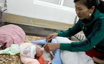 Bé trai sơ sinh bị bỏ rơi ở mương thủy lợi giữa đồng