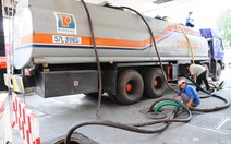 Đề xuất bảo hộ DN xăng dầu