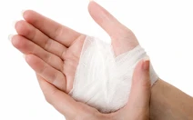 Chăm sóc vết thương chảy máu