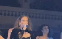 Jennifer Lopez nhận 2 triệu USD hát đám cưới của tỉ phú Ấn Độ