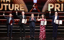 Bốn nhà khoa học nghiên cứu, phát triển vắc xin HPV đoạt giải chính VinFuture 2025