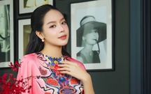 Hoa hậu Thanh Thủy diện thiết kế mới của Lê Thanh Hòa, gợi không khí Tết 2026