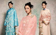 Áo dài linh mã ‘phi nước đại’ chào xuân Bính Ngọ 2026