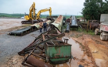 Oái oăm được cấp đất đền bù cao tốc Bắc - Nam, doanh nghiệp vẫn mắc kẹt gần 1 năm vì quy hoạch