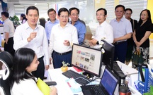 Lãnh đạo nhiều đơn vị ngành báo chí, xuất bản tham quan tòa soạn báo Tuổi Trẻ