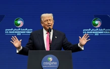 Tin tức thế giới 20-11: Ông Trump thừa nhận tỉ lệ ủng hộ giảm; NASA bác tin về người ngoài hành tinh